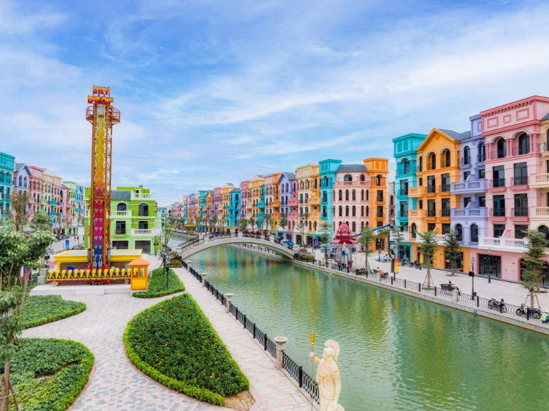Kênh đào sắc màu tại Vinhomes Ocean Park 2
