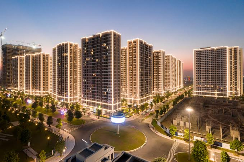 Khu căn hộ cao tầng hiện đại lung linh về đêm